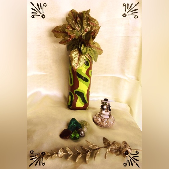 Hand Crafted Upcycled Glass Gypsy Bottle Eternal Tree Nature Vibes - Picture 5 of 15